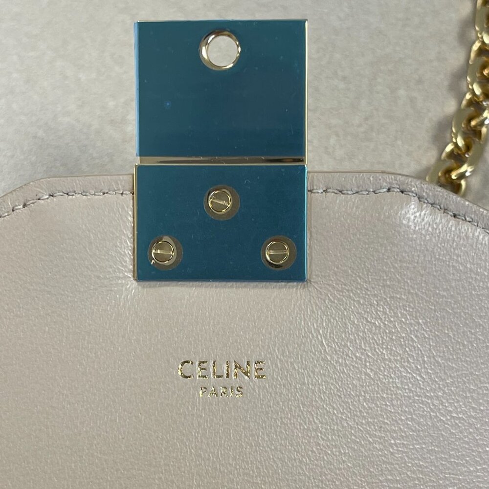 CELINE C Chain Quilted Calfskin Leather Shoulder Bag - Nude - Preowned - Picture 10 of 16